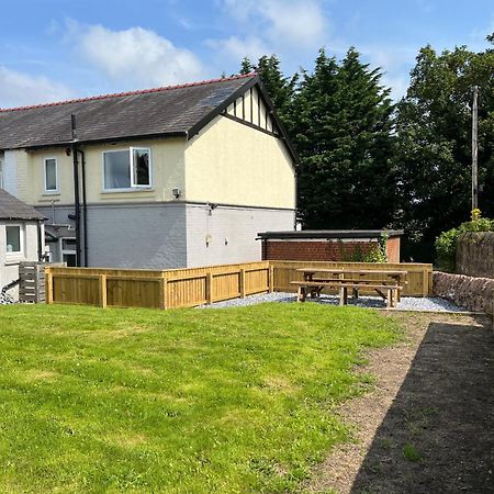 Barnston House - Heswall - Spacious Homely Holiday Home By Rework Accommodation Extérieur photo