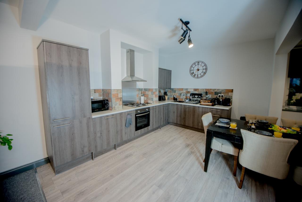 Barnston House - Heswall - Spacious Homely Holiday Home By Rework Accommodation Extérieur photo